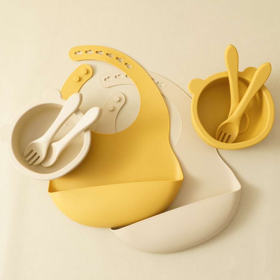 Baby Food Table - 赤ちゃん用シリコン皿,食品用,サッカーボウル,プレート,スプーン,フォーク,防水よだれかけ,卸売り