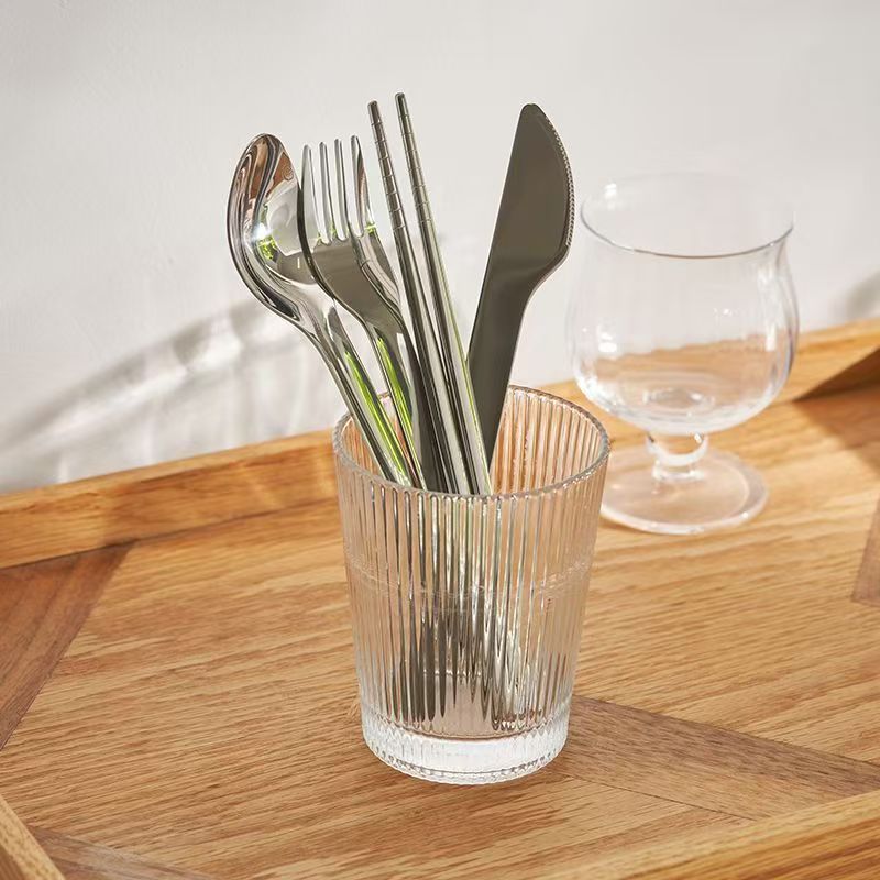 ポータブルカトラリーセット 収納ボックス付き キャンプ 旅行 - Weaning Spoon Set のレビューと価格